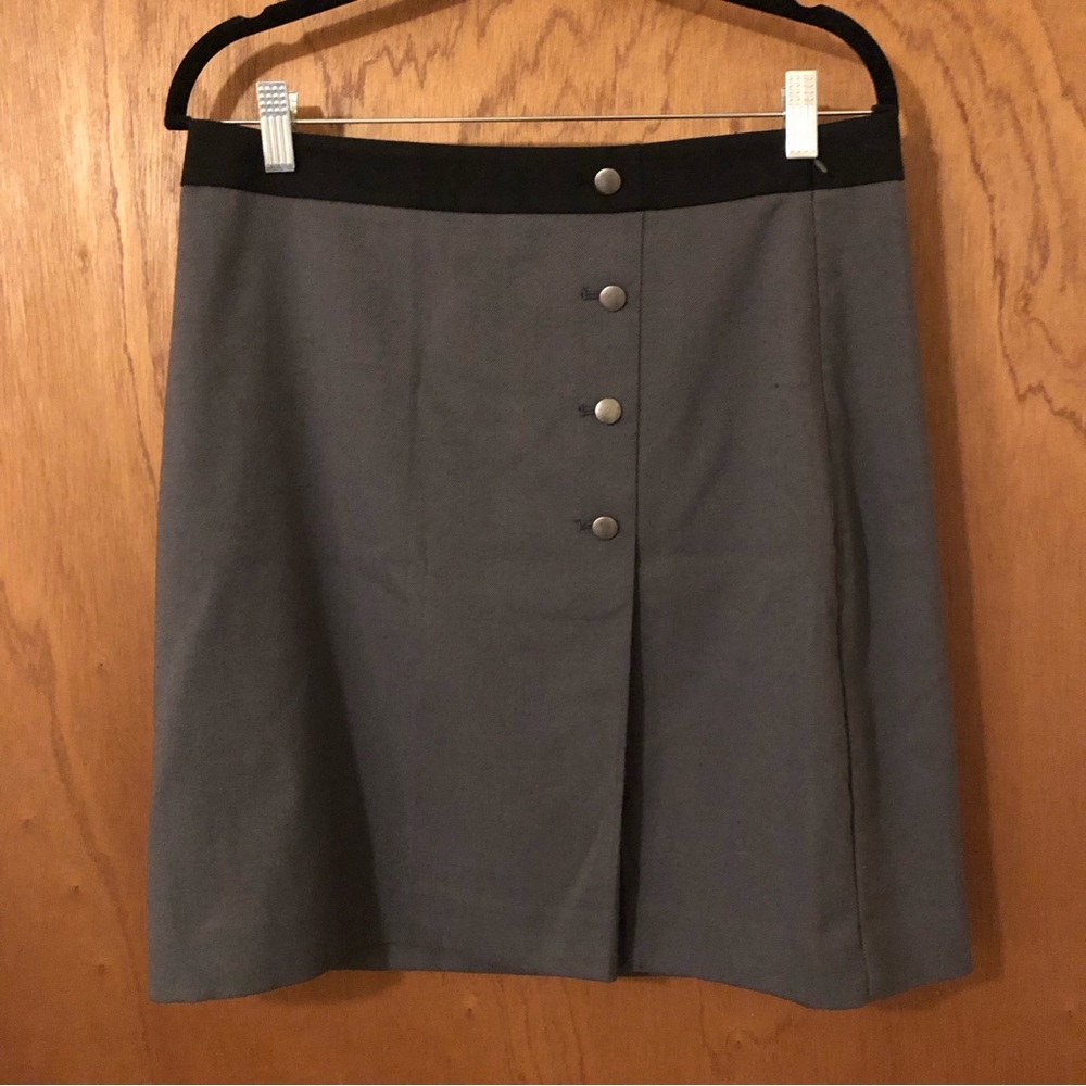NWT! LOFT Gray Button Skirt - Picture 2 of 8